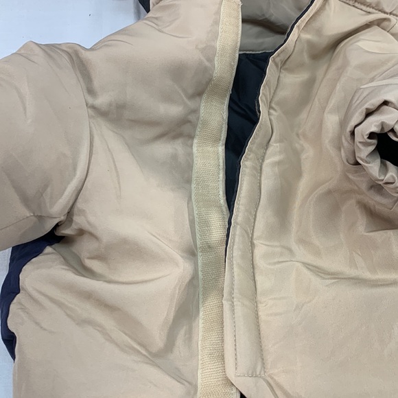 Like New Dog pet coat jacket - Picture 7 of 13